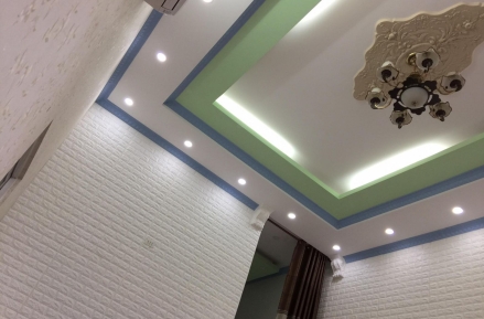 Thi công Xốp dán tường giá rẻ quận 10 